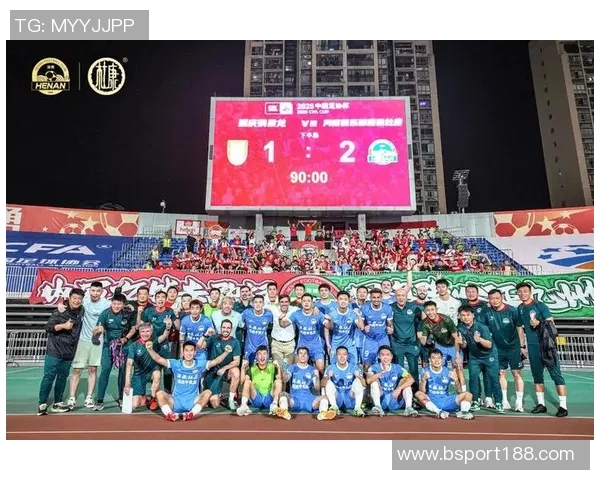 河南队足协杯决赛前续约主帅并开设六列球迷专列增强士气