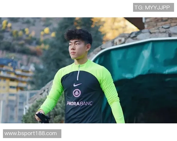 曾经的天才少女何小珂迎来22岁生日依然未能在国内联赛破门得分 曾经的天才少女何小珂迎来22岁生日依然未能在国内联赛破门得分