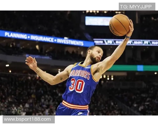 KD本赛季场均上场时间达到369分钟排名联盟第三仅次于马克西和阿门