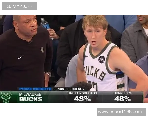 神射手AJ格林三分球全中展现超强实力助球队赢得胜利 神射手AJ格林三分球全中展现超强实力助球队赢得胜利